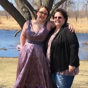 Meet your Posher, Laurie